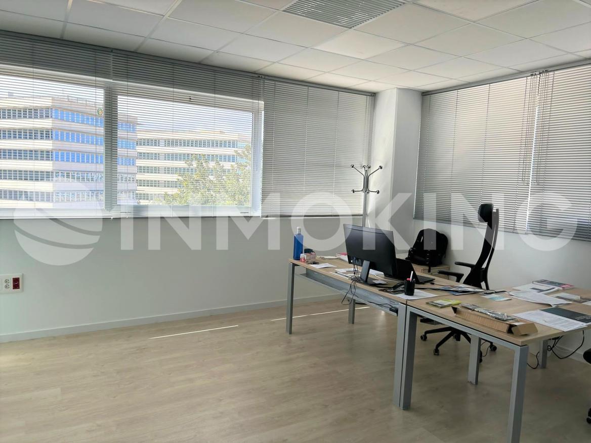 Foto de la propiedad Nave industrial en alquiler, P.E Táctica, Paterna